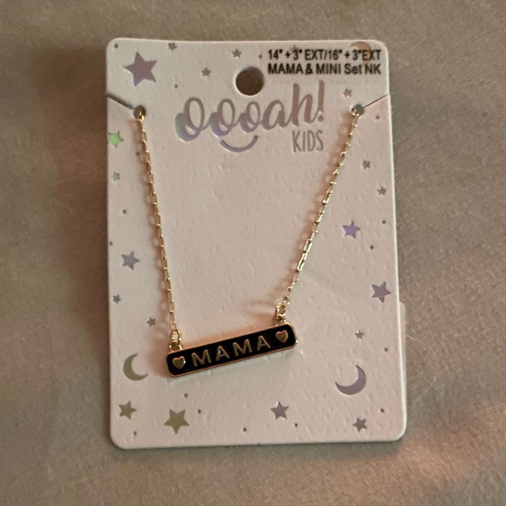 Mama Necklace